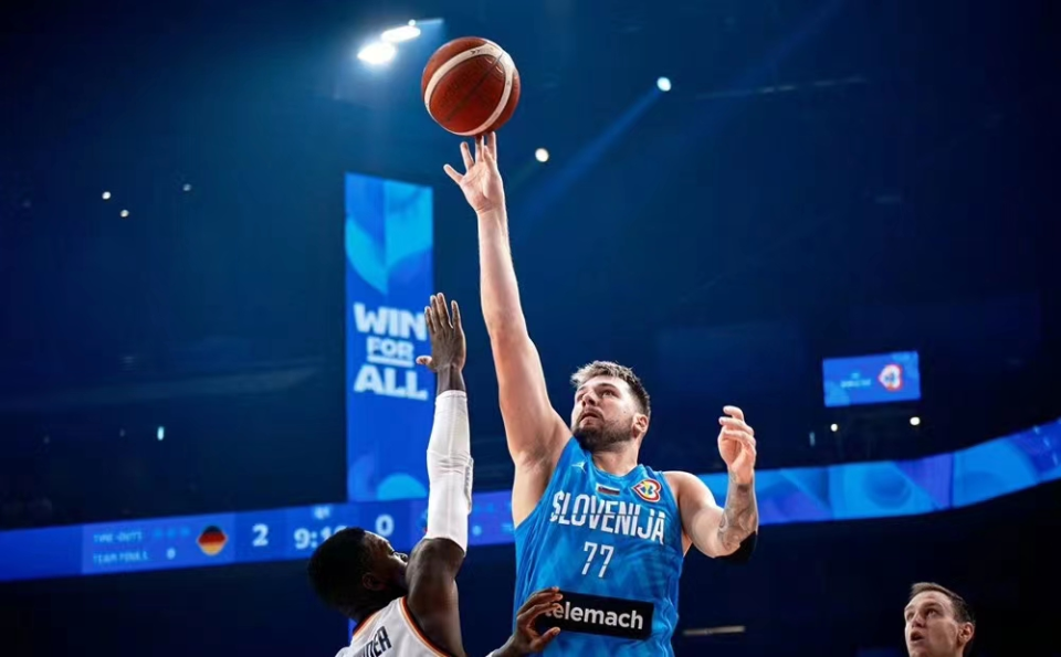 东契奇关键节点精彩发挥，德国队带队取胜！